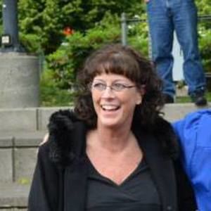 Meet your Posher, Pam